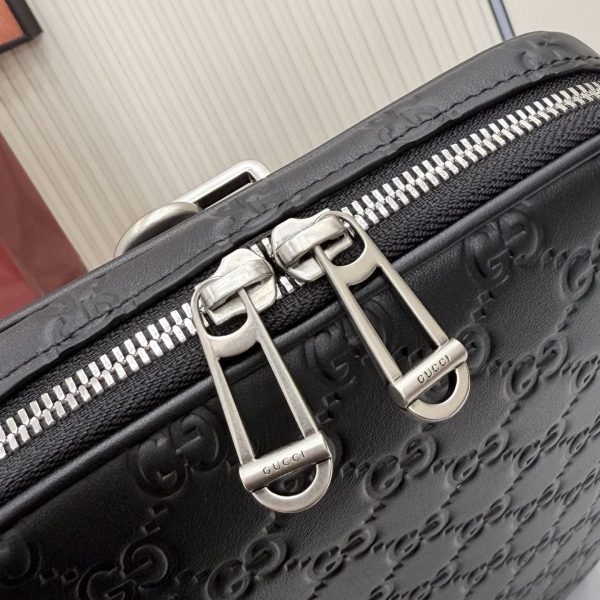 GG Emblem Small Crossbody Bag 862915 QA