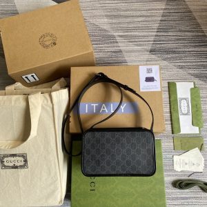 GG Supreme Interlocking Mini Bag 658572 2 e5af766c