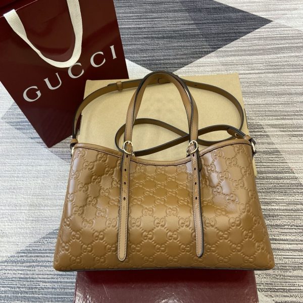 GG Emblem Medium Tote Bag 815214-1 QA