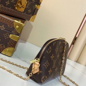 LV Cosmetic Pouch PM Monogram Canvas For Women M47515