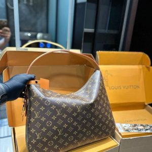 f5d810b0 result Photoroom result