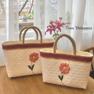 Handmade Plastic Yarn Beach Bag – Woven Tote with Flower B002