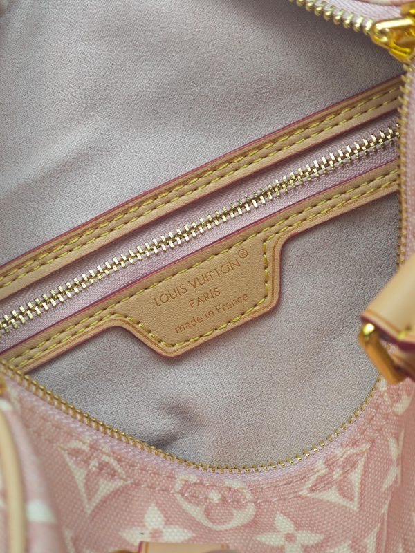 Premium Icon LV Handbag M28522-M28677 BC