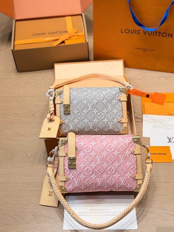 Daily Street Style LV Handbag LV266108 QA