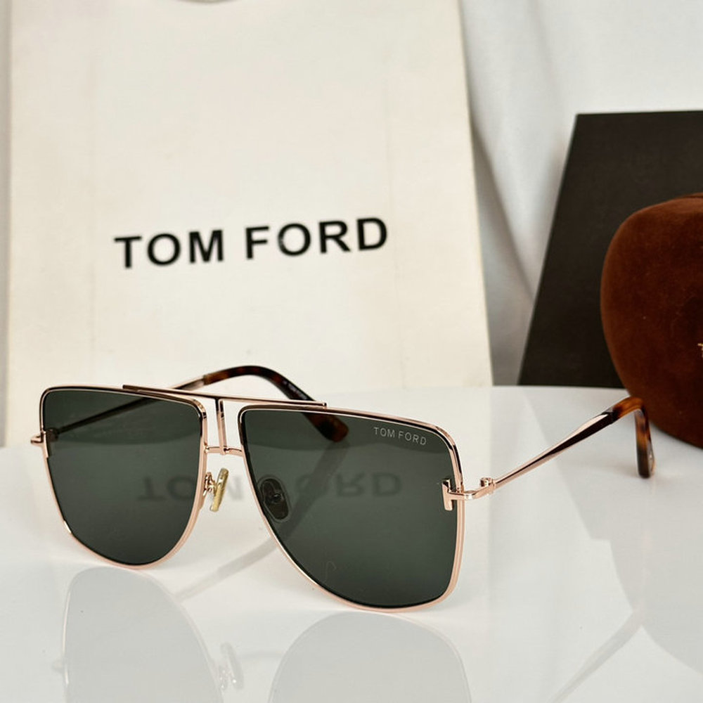 Tom Ford Oversized Square Eliott-02 TF1307 Sunglasses 604010000