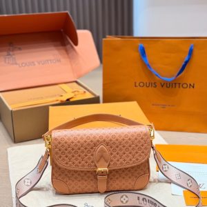 LV Resort Diane Handbag C2301500 15 33670549