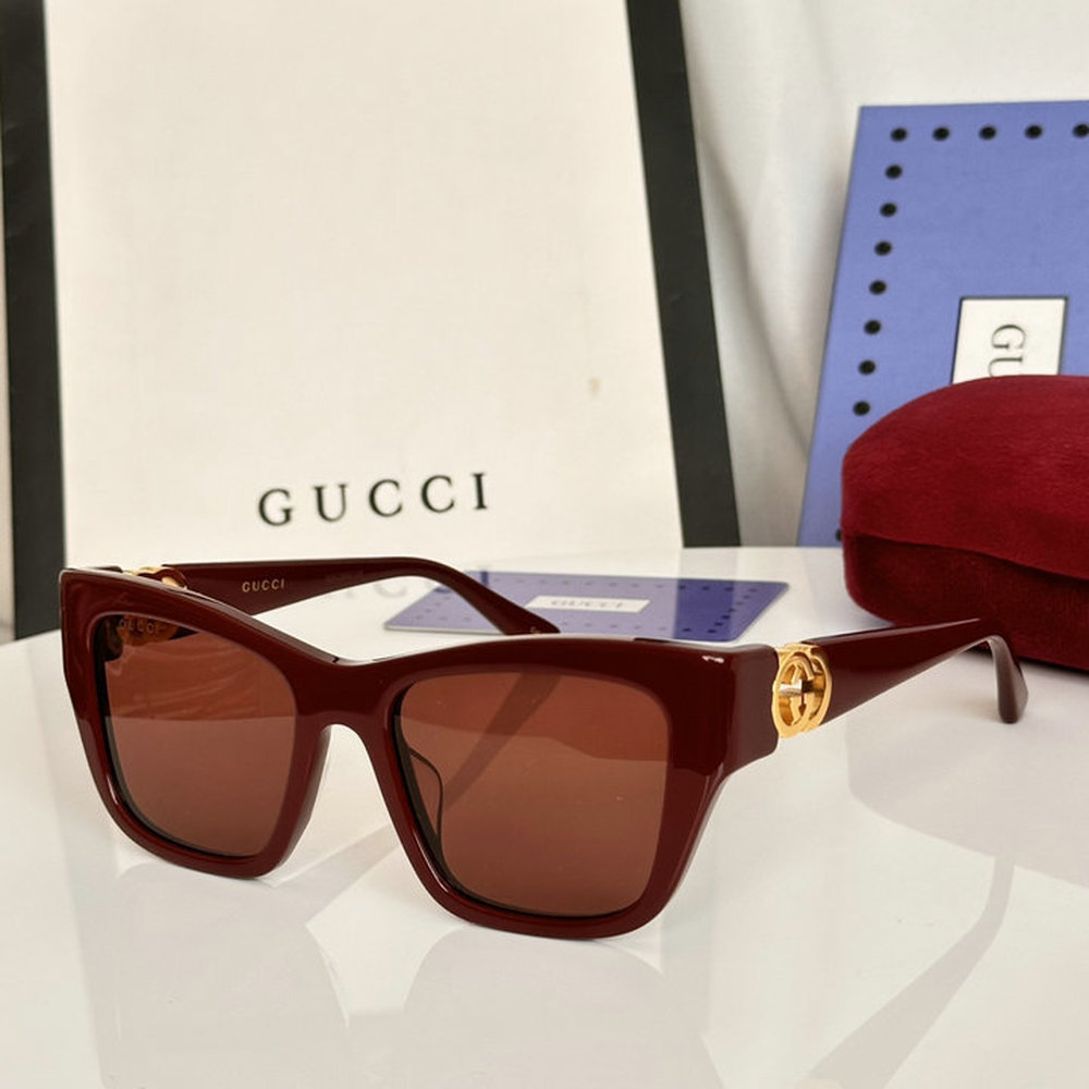 GG Interlocking G Square Cat-Eye Sunglasses 604010000