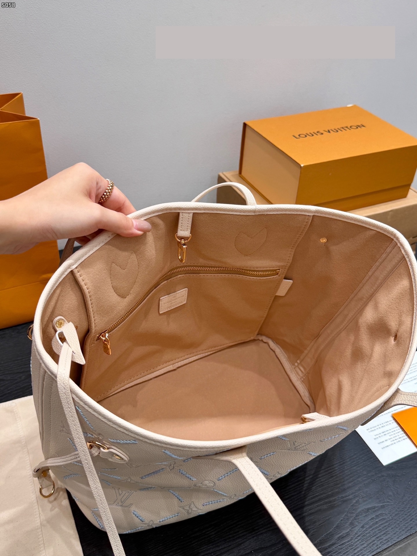 New Fashion LV Handbag LV266718 New Fashion LV Handbag LV266718