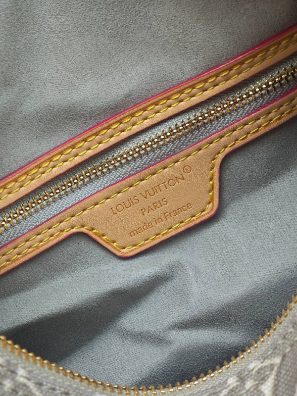 Premium Icon LV Handbag M28522-M28677 BC
