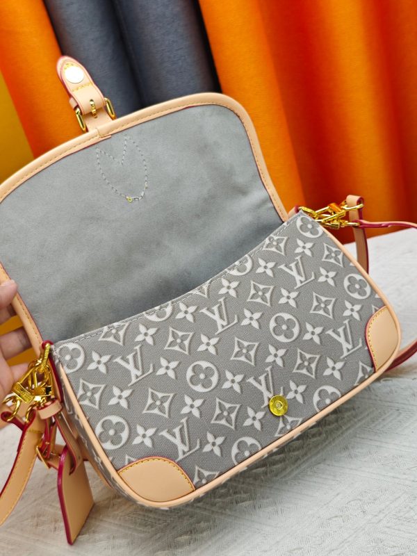 Premium Icon LV Diane Handbag M45985 BC