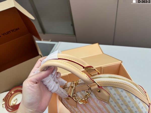 LV Resort Alma Handbag LV265191 QA