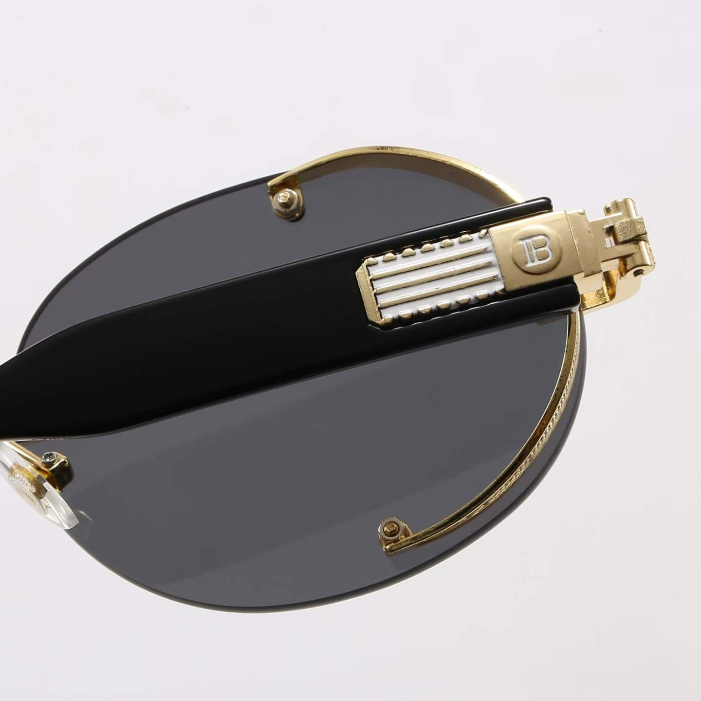 GG Frameless Oval Sunglasses S35122