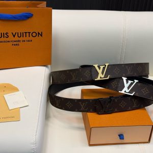 LV Logo Belt 004