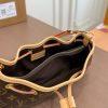 Daily Street Style LV Handbag LV2661316 QA