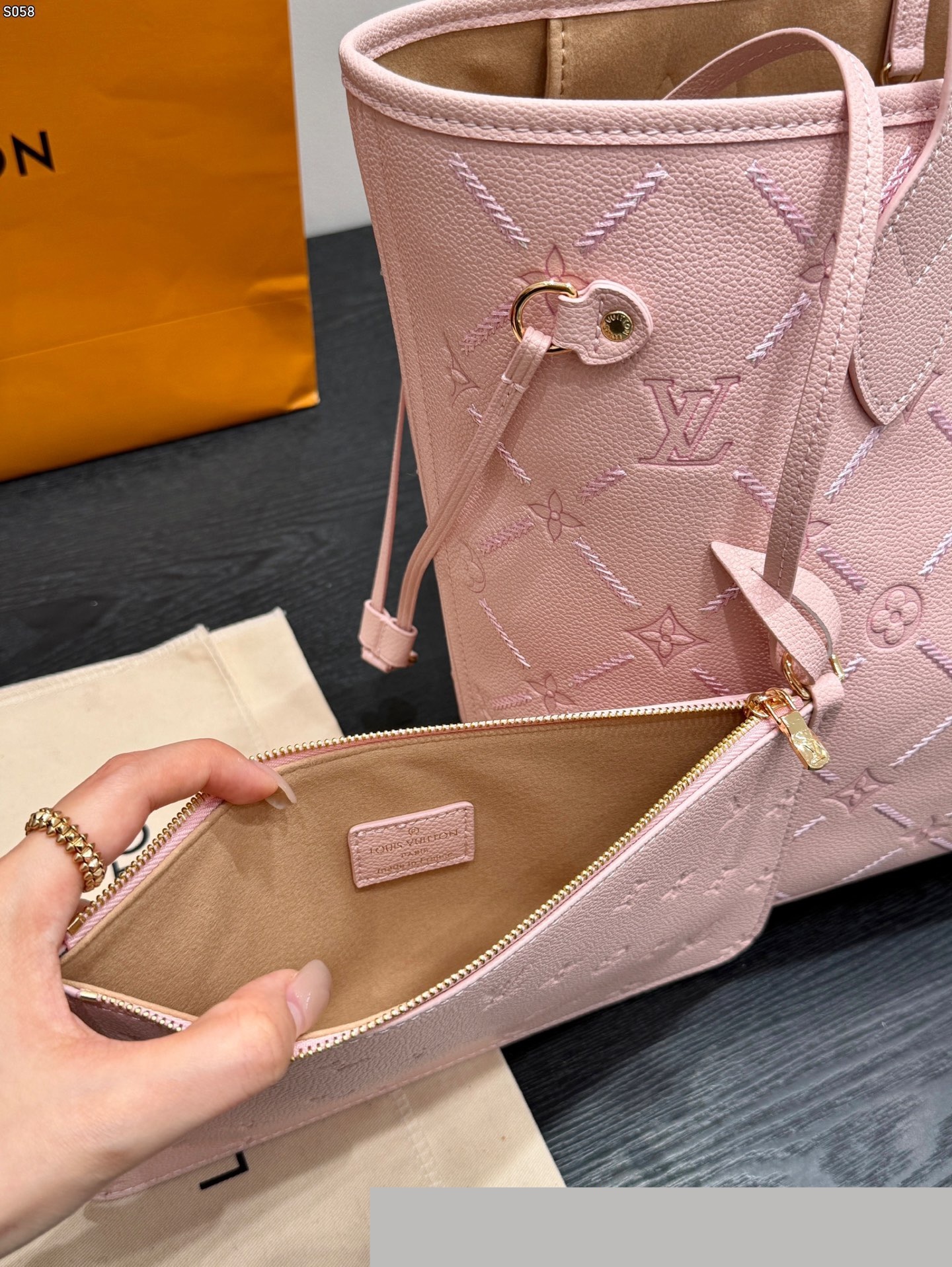 New Fashion LV Handbag LV266718 New Fashion LV Handbag LV266718