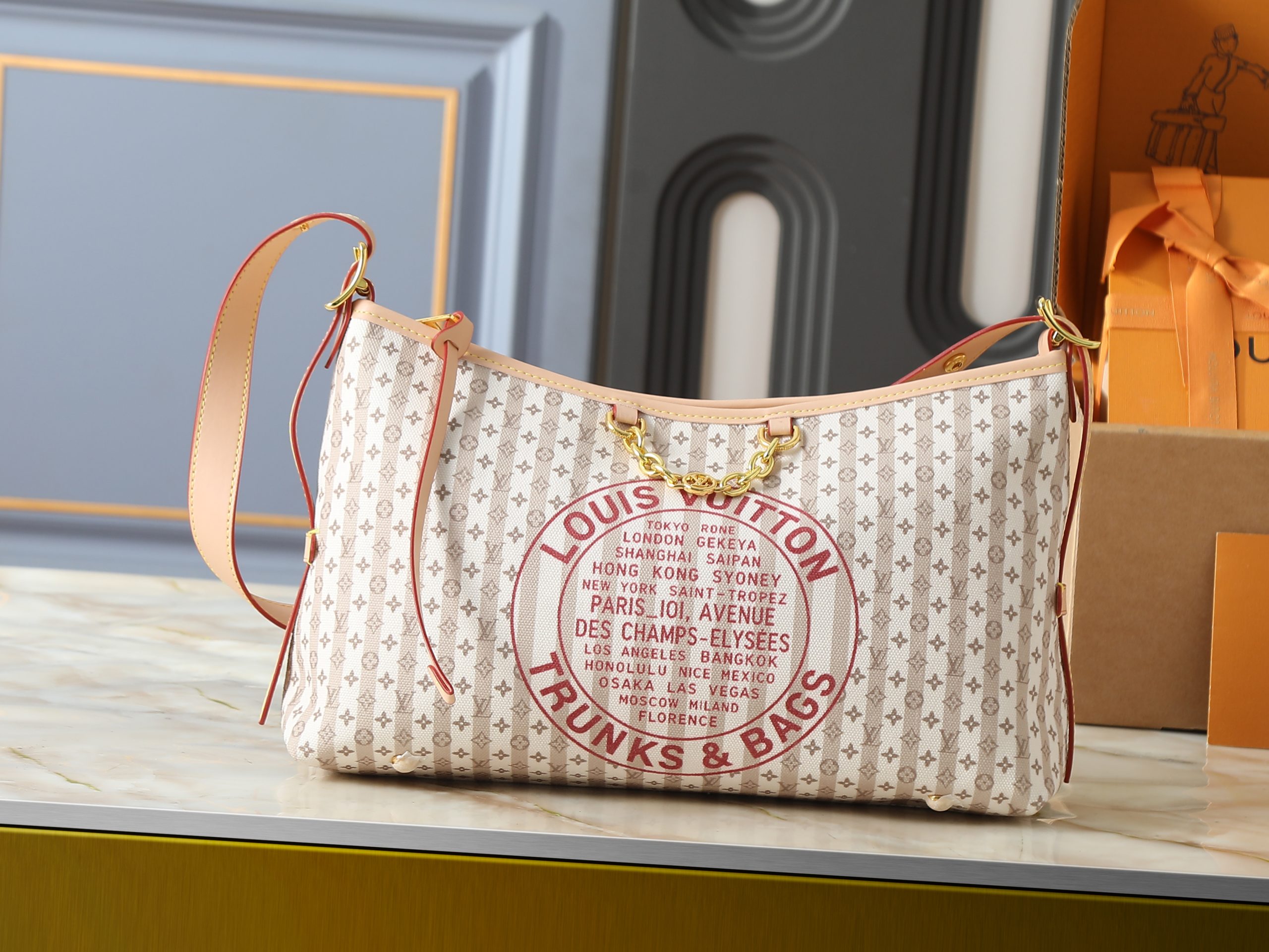 Luxury LV Handbag M29139
