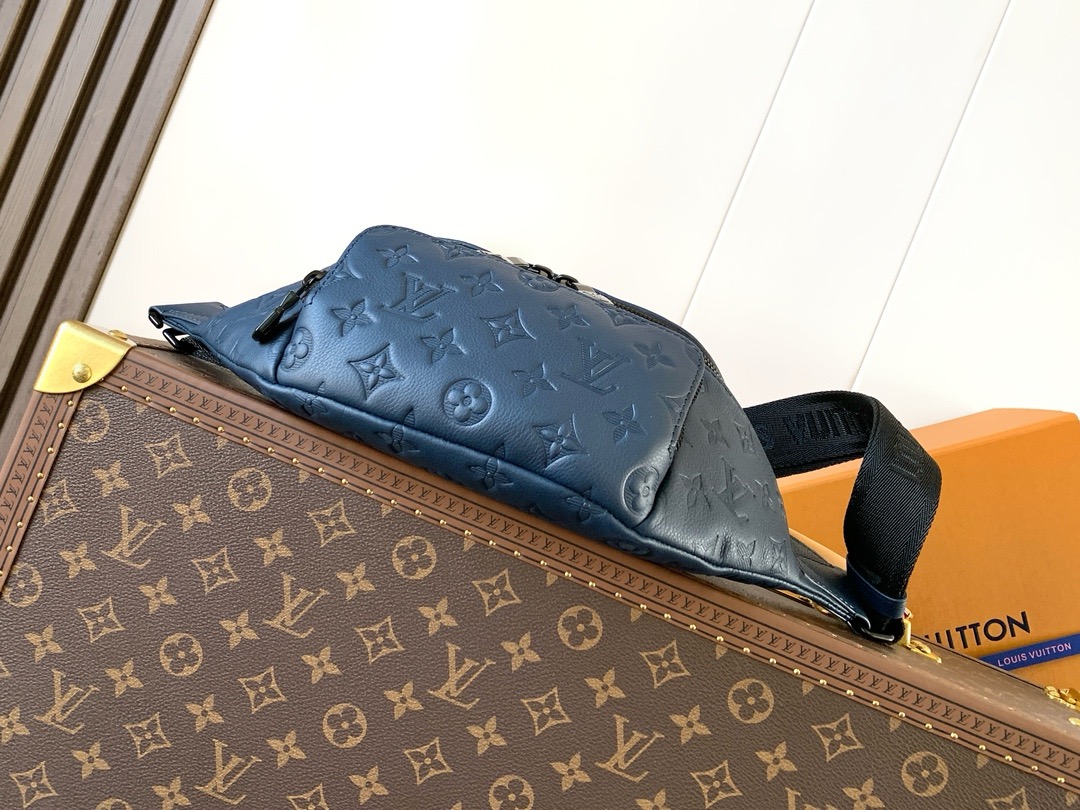 LV Rush Bumbag KK03950 LV Rush Bumbag KK03950