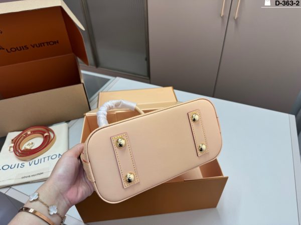 LV Resort Alma Handbag LV265191 QA