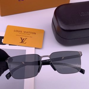 LV Attitude Square Sunglasses L516