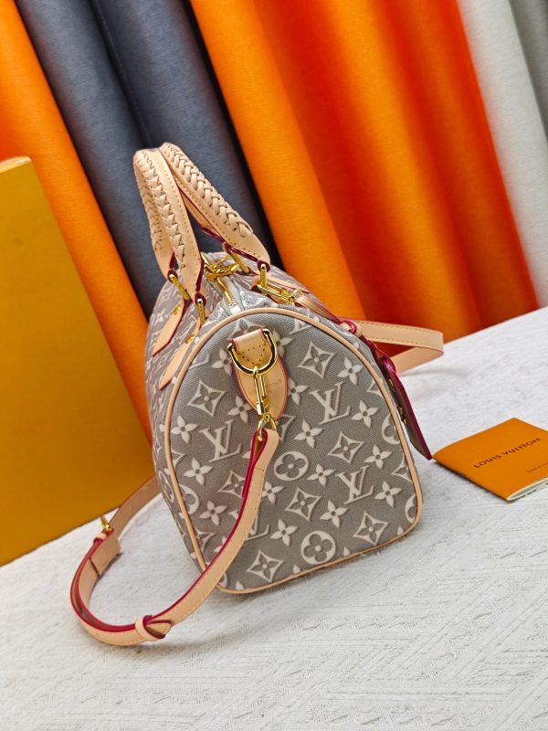Premium Icon LV Handbag M28522-M28677 BC