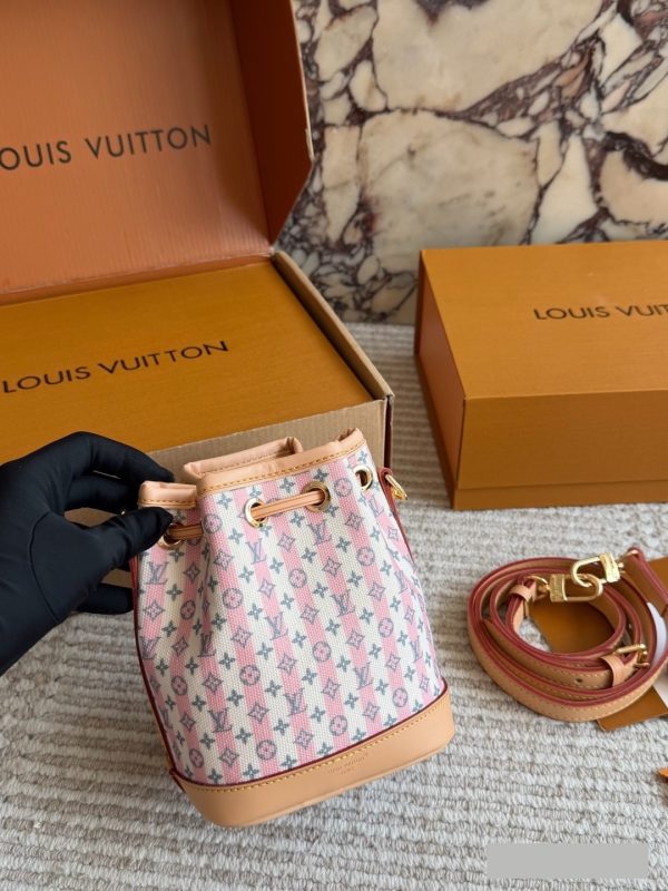 LV Resort Nano Noe Handbag LV265182 QA