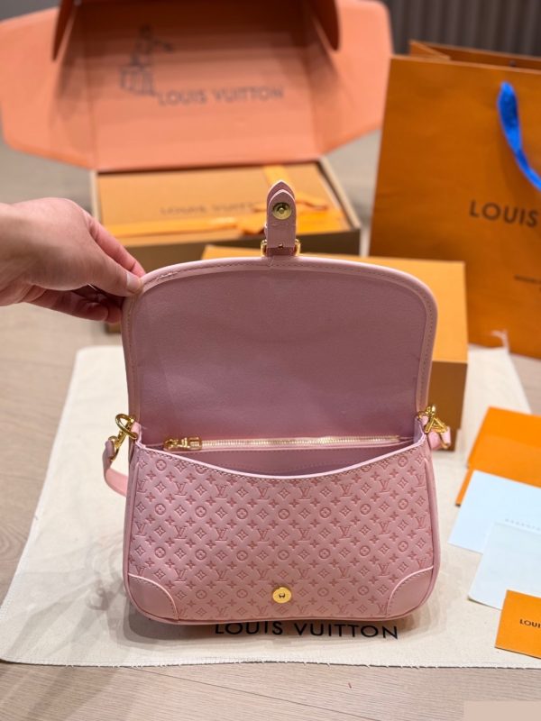 LV Resort Diane Handbag C2301500 QA