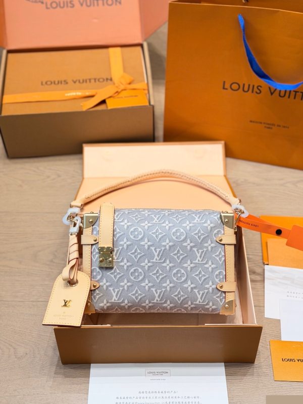 Daily Street Style LV Handbag LV266108 QA