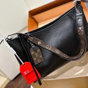 Daily Street Style LV Handbag LV262252 QA