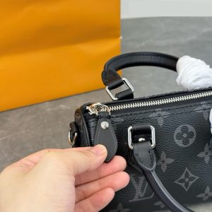 Daily Street Style LV Handbag DLV1 QA
