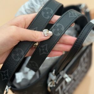 LV Neverfull Bandoulière Inside Out BB Monogram Eclipse LV267302 QA
