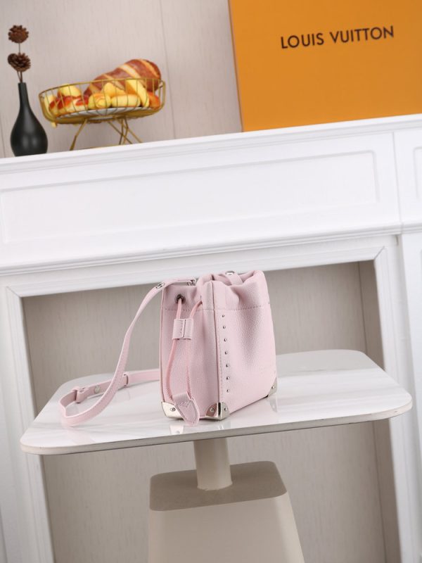 LV Nano Noé Trunk Bag M29323-M2A067 BC LV Nano Noé Trunk Bag M29323-M2A067 BC