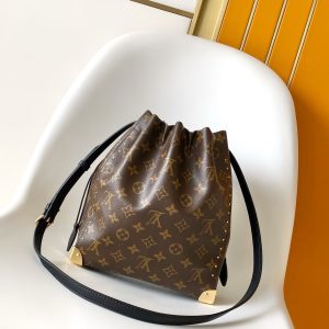 LV Noé Trunk Bag in Monogram Canvas LV83600