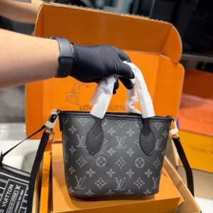 LV Neverfull Bandoulière Inside Out BB LV2511232 QA 21 4ac66864 result