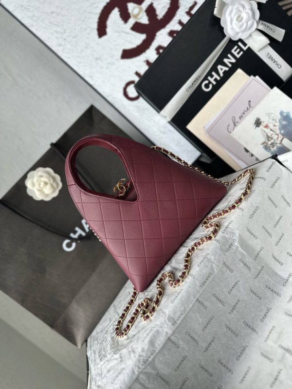 CN 25 Small Quilted Leather Shopping Bag AS6392 QA