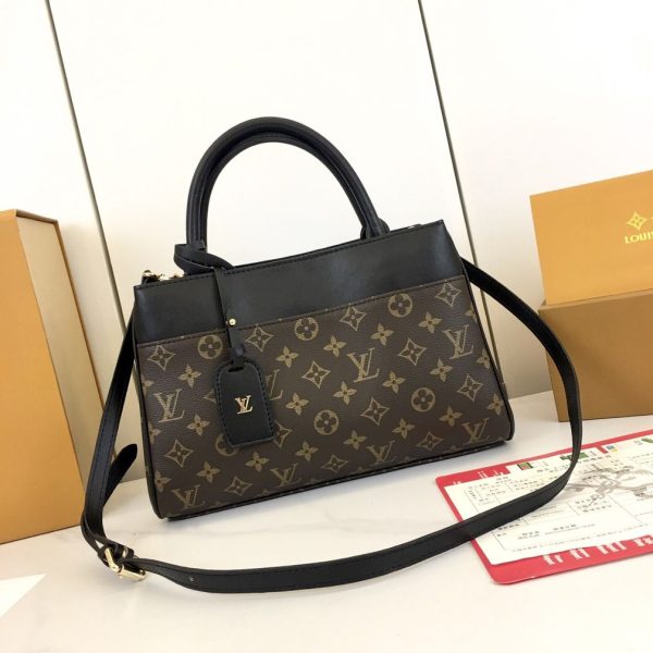 LV Avenue PM Monogram Empreinte Leather M25577 BC