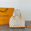 Daily Street Style LV Handbag DLV3 QA Daily Street Style LV Handbag DLV3 QA