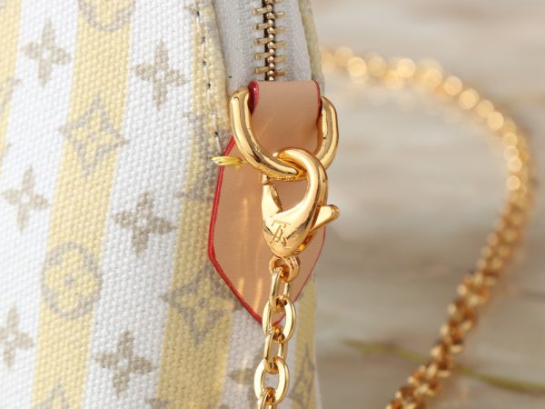 LV Pochette Cosmétique Bag M2A419-M28679 BC LV Pochette Cosmétique Bag M2A419-M28679 BC