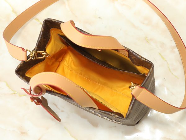 Premium Icon LV Handbag M13928-M27968 BC