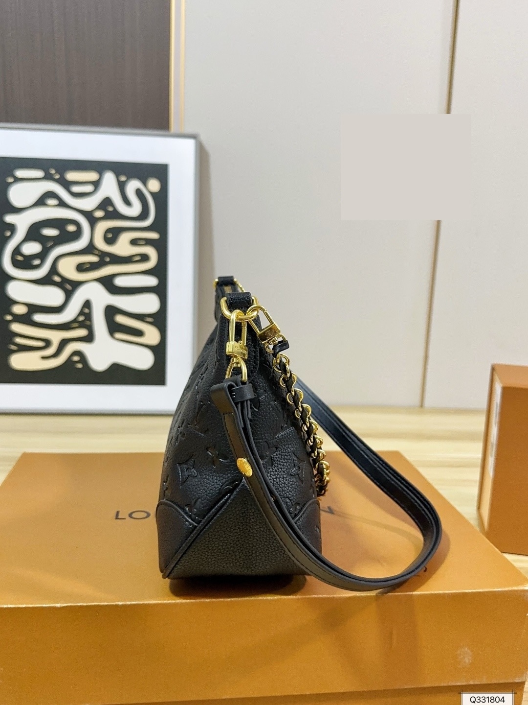 Daily Street Style LV Handbag DLV4 QA Daily Street Style LV Handbag DLV4 QA