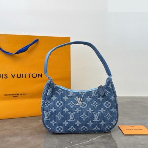 Daily Street Style LV Handbag DLV1 QA Daily Street Style LV Handbag DLV1 QA