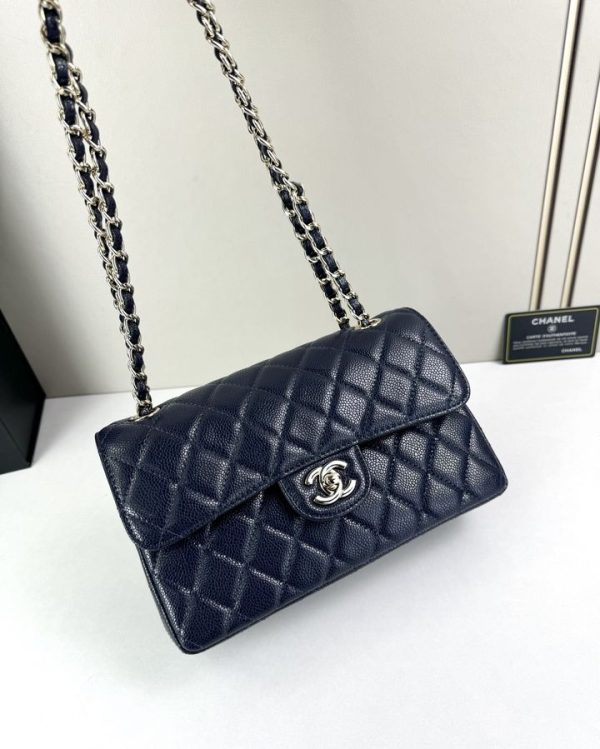CN Classic Flap Bag 1110-1 BC CN Classic Flap Bag 1110-1 BC