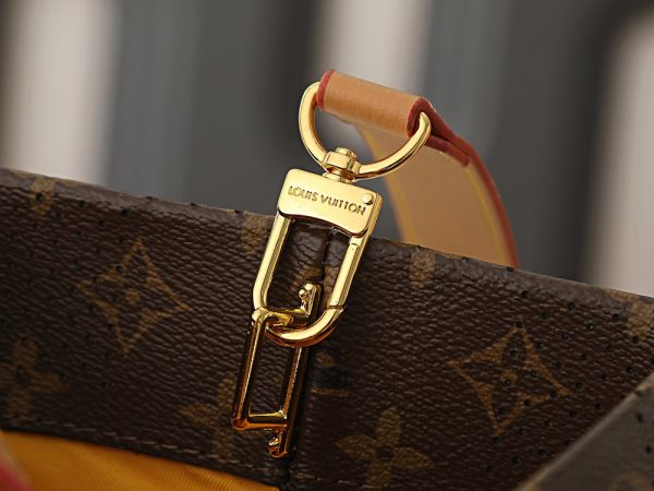 Premium Icon LV Handbag M26082-M15273 BC