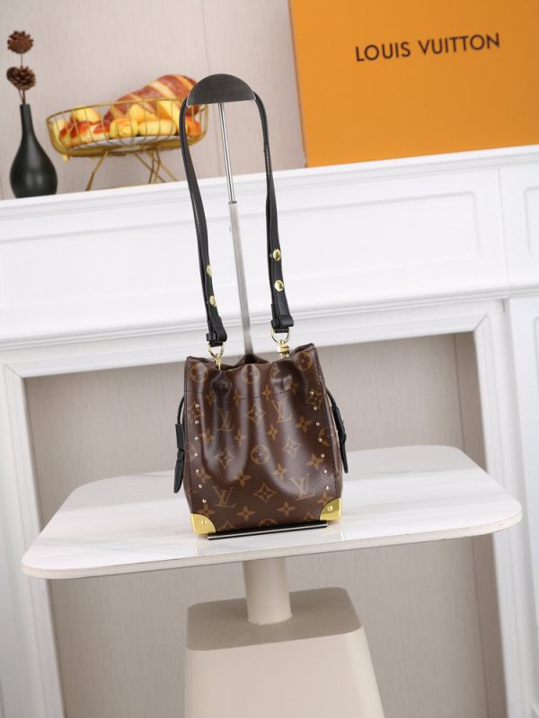 LV Nano Noé Trunk Bag M29323-M2A067 BC LV Nano Noé Trunk Bag M29323-M2A067 BC