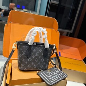 LV Neverfull Bandoulière Inside Out BB LV2511232 QA LV Neverfull Bandoulière Inside Out BB LV2511232 QA