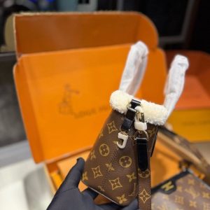 LV Neverfull Bandoulière Inside Out BB LV2511232 QA 14 9337c375 result
