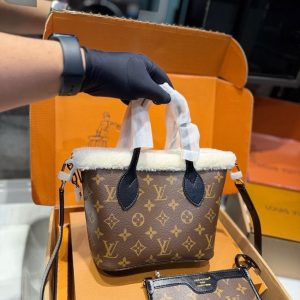 LV Neverfull Bandoulière Inside Out BB LV2511232 QA 15 ae735634 result