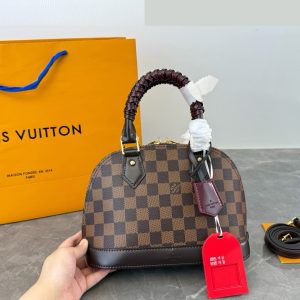 Daily Street Style LV Handbag DLV3 QA 5 b19f76da