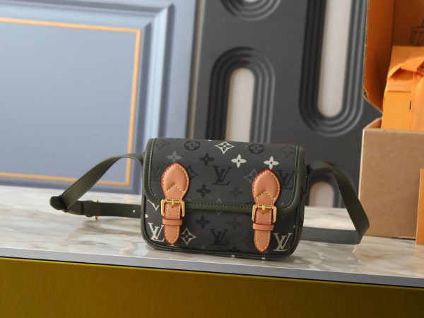 Premium Icon LV Handbag M26805-M83298 BC