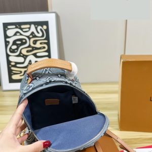 Daily Street Style LV Handbag DLV5 QA 7 d00d90ac
