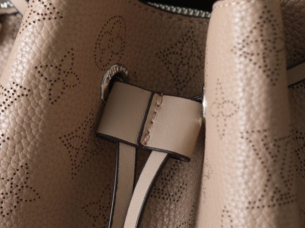 Premium Icon LV Handbag M59554 BC